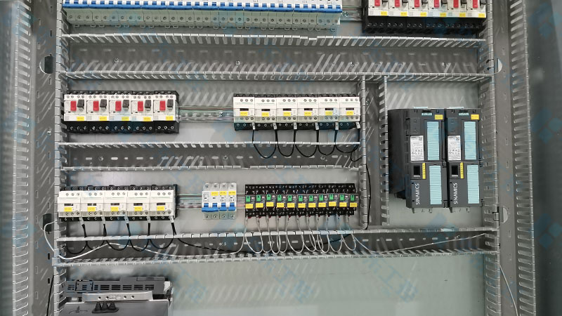 華東工控-控制柜細節(jié)