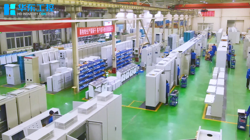 華東工控 電氣控制柜生產(chǎn)車(chē)間