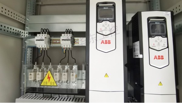 變頻控制柜：水處理行業(yè)的智慧動力核心