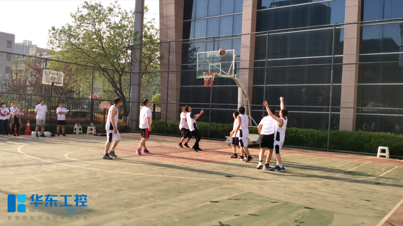 籃球聯(lián)誼賽現(xiàn)場