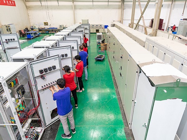 華東工控生產(chǎn)場(chǎng)景