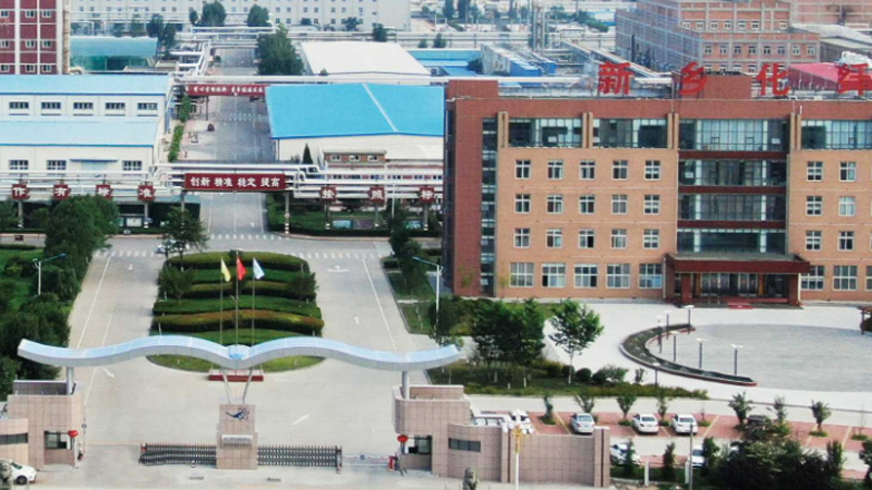 新鄉(xiāng)化纖自備電廠送風(fēng)、引風(fēng)、排煤、給煤、鼓風(fēng)變頻控制系統(tǒng)